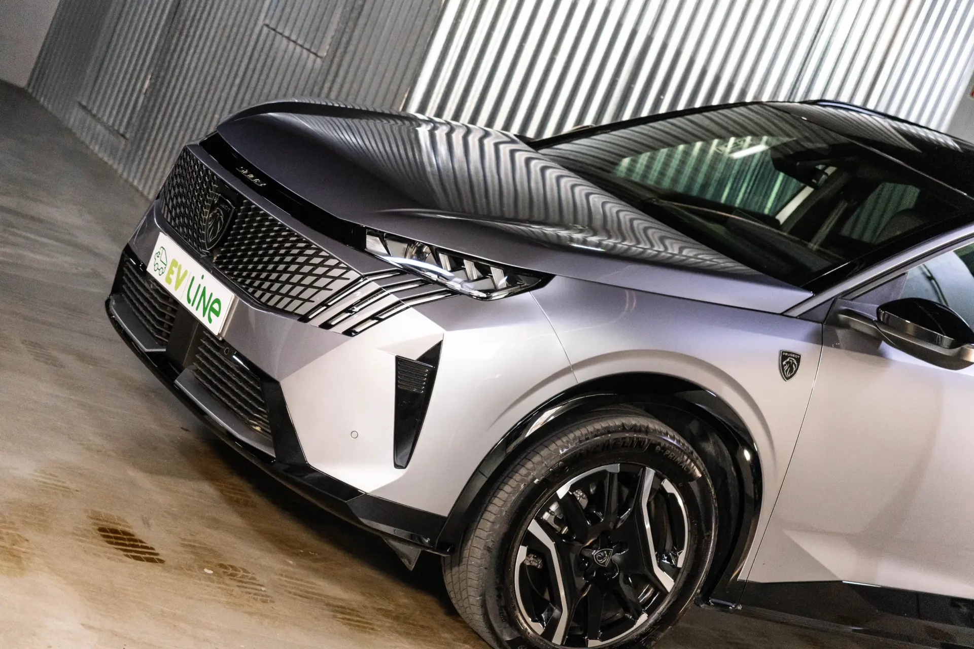 Peugeot E-5008 73 kWh GT 12