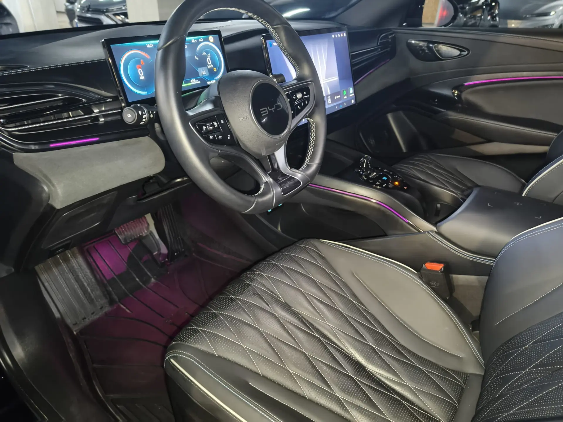 BYD Seal 82.5 kWh Design 18