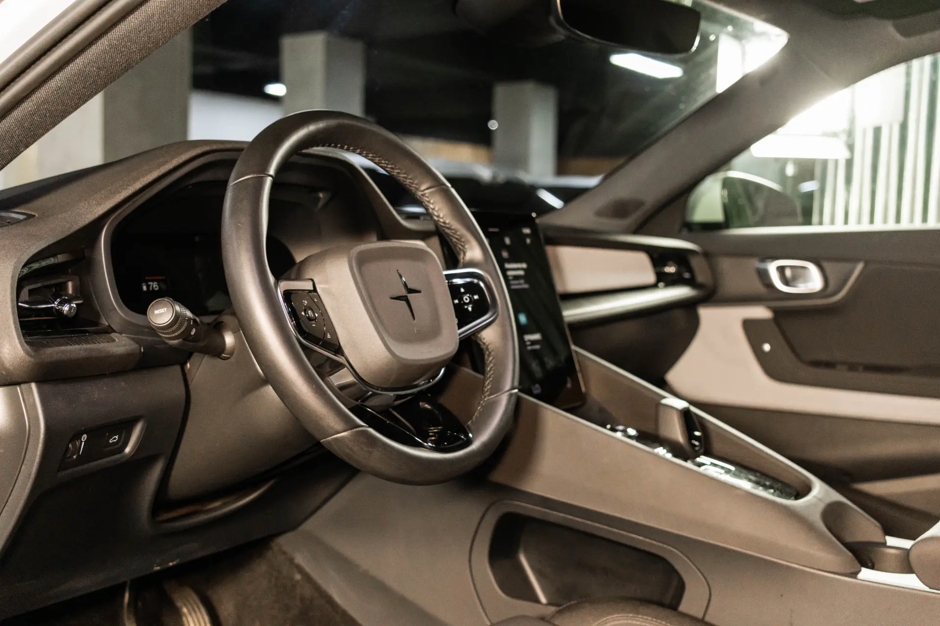 Polestar 2 Long Range 78 kWh 17