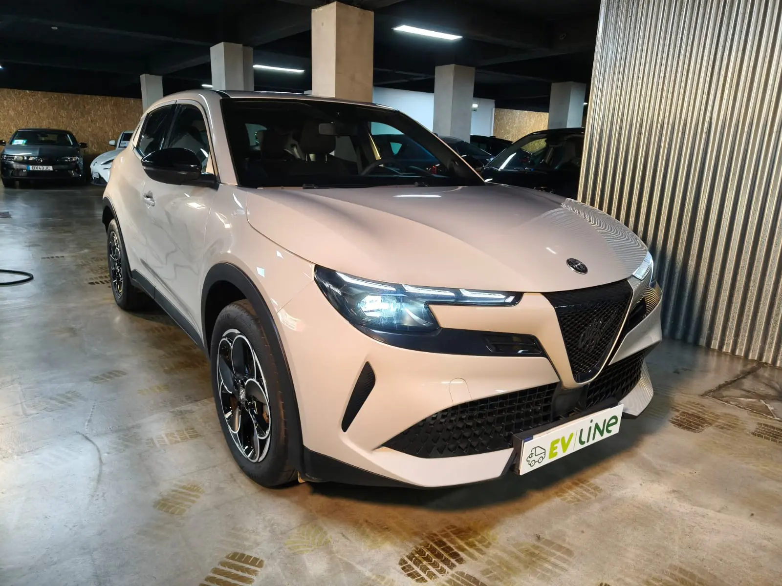 Alfa Romeo Junior Elletrica 50 kWh 22