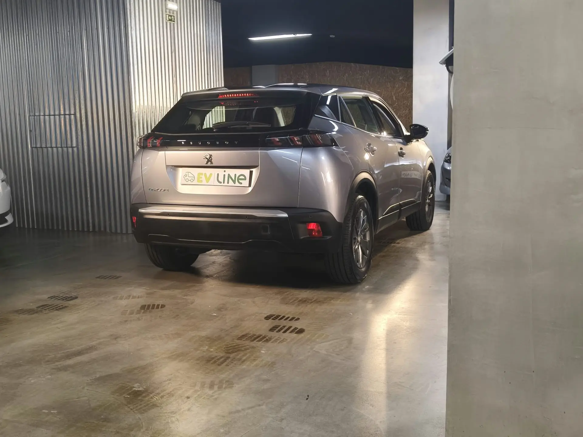 Peugeot e-2008 50 kWh Active Pack 13