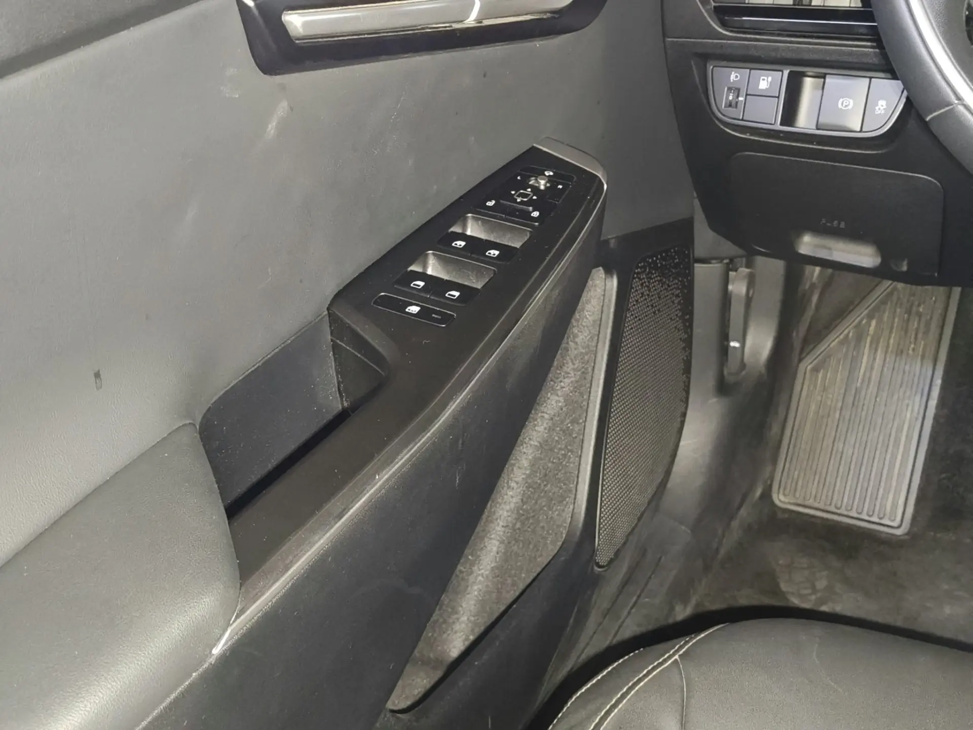 Kia EV6 77,4-kWh Business 32