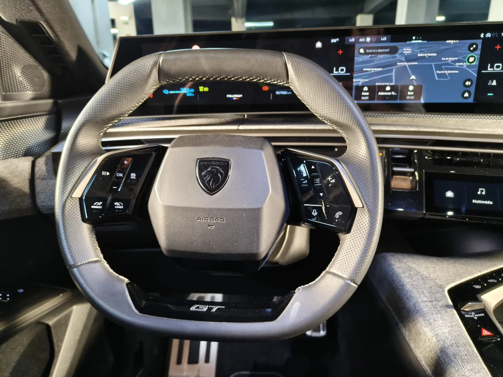 Peugeot E-5008 73 kWh GT 21