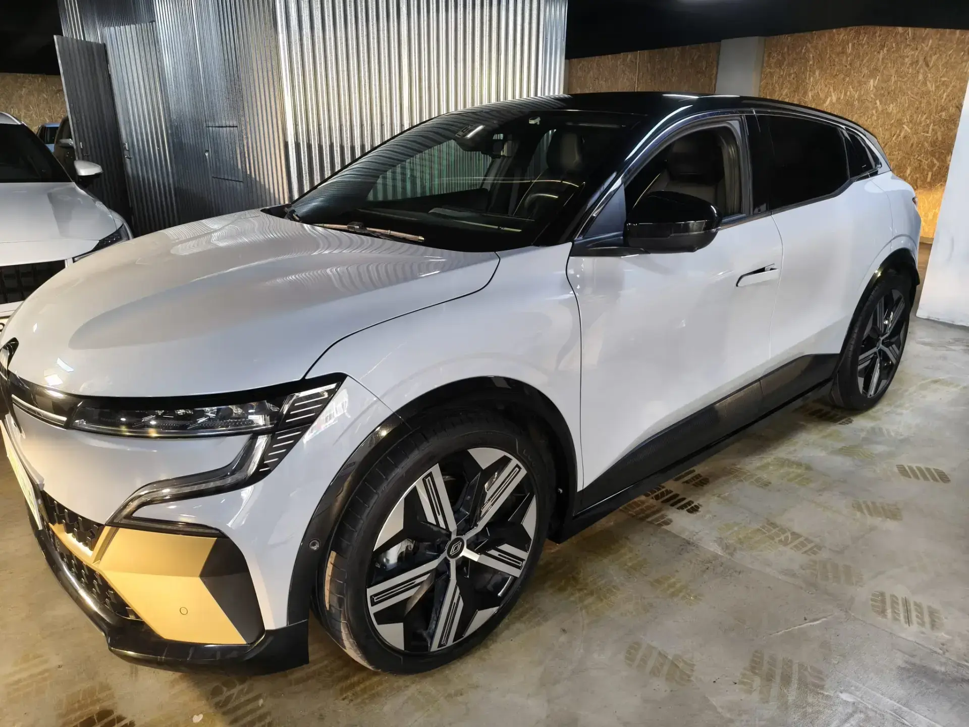 Renault Mégane E-Tech EV60 Iconic Optimum Charge 7