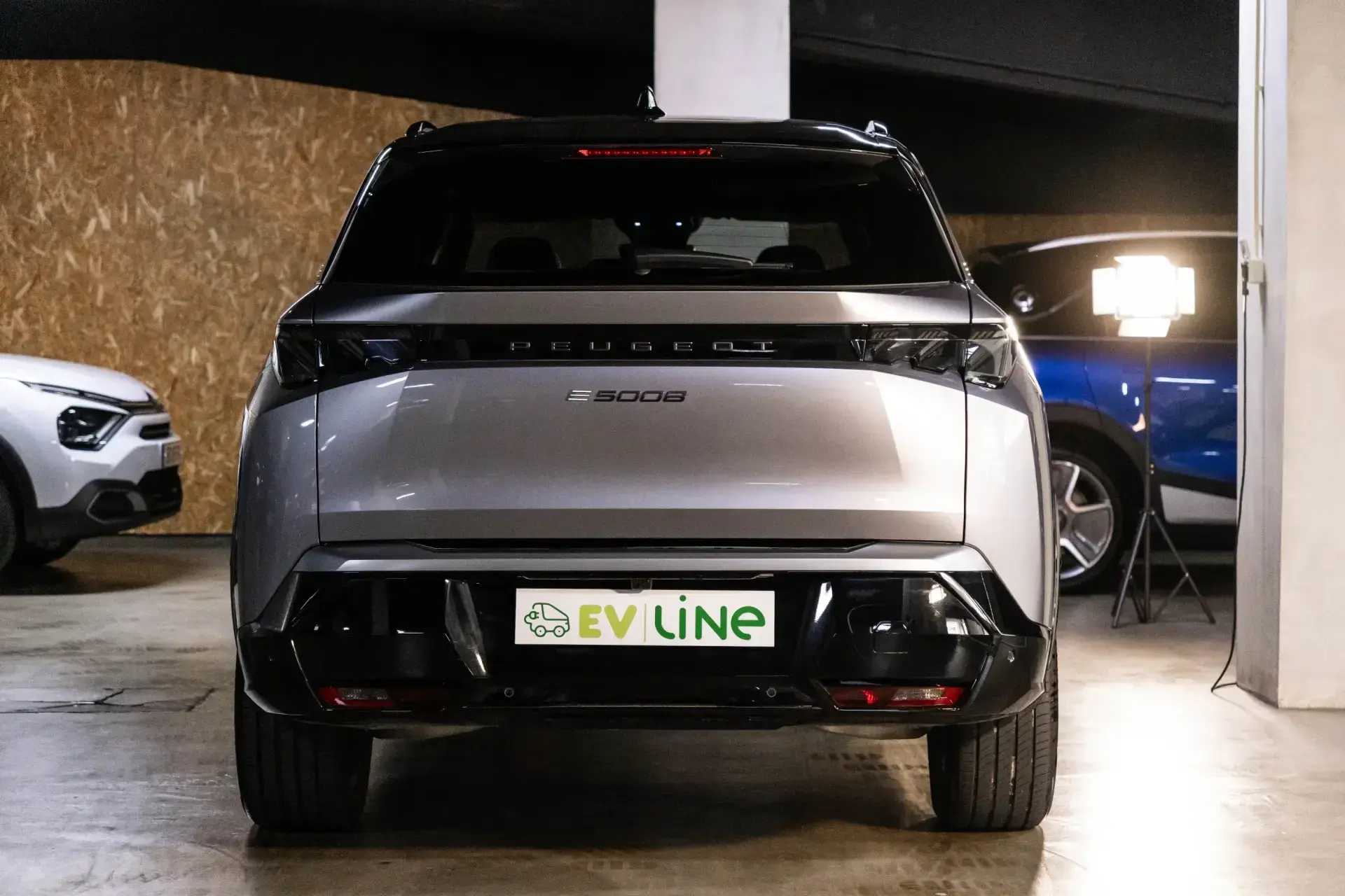 Peugeot E-5008 73 kWh GT 12
