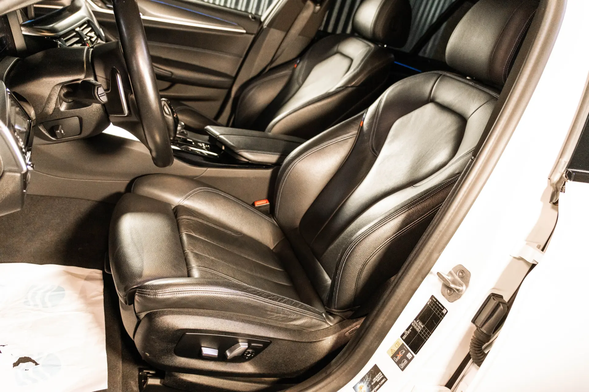 BMW 530 e Pack Desportivo M 45