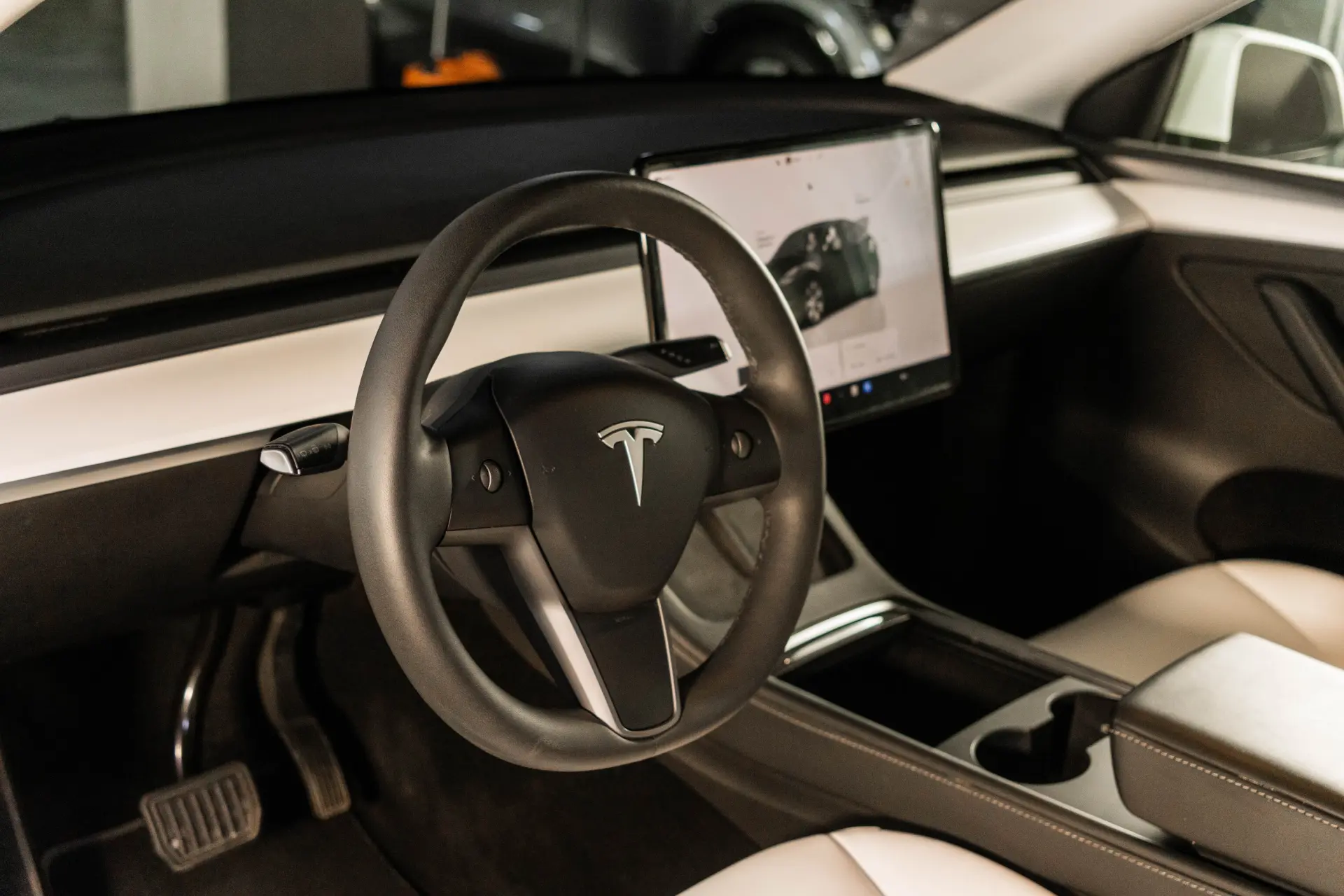 Tesla Model Y Tração Traseira 14