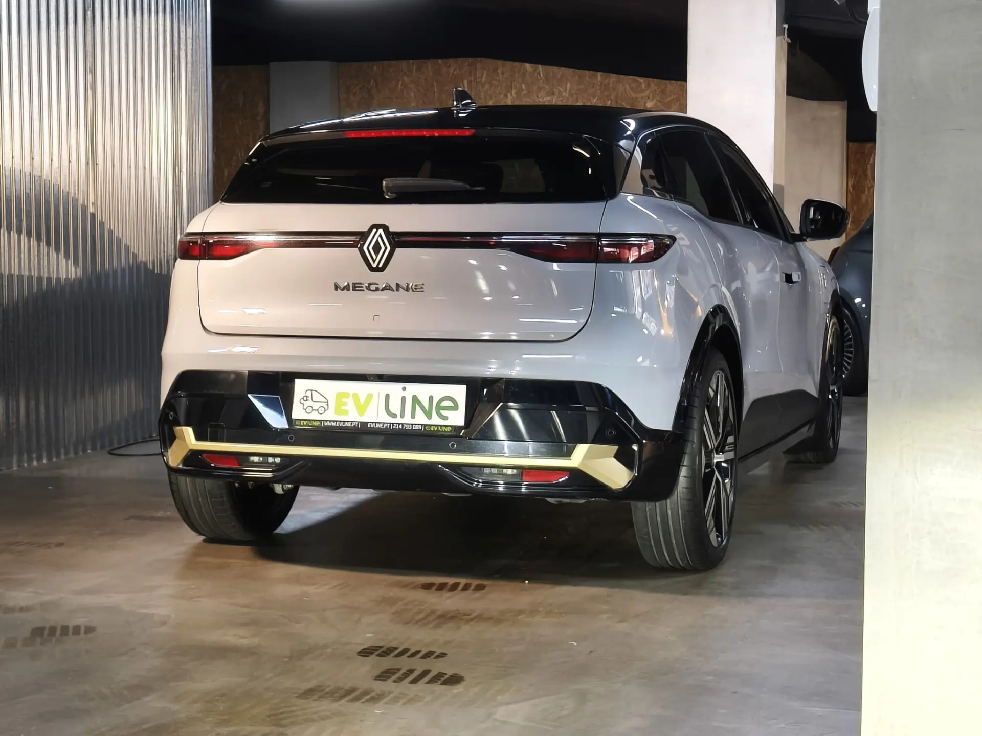 Renault Mégane E-Tech EV60 Iconic Autonomia Conforto 16