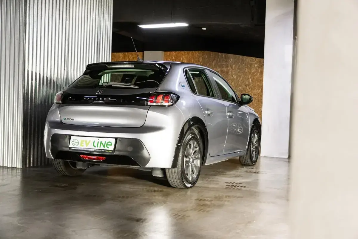 Peugeot e-208 50 kWh Active Pack 10