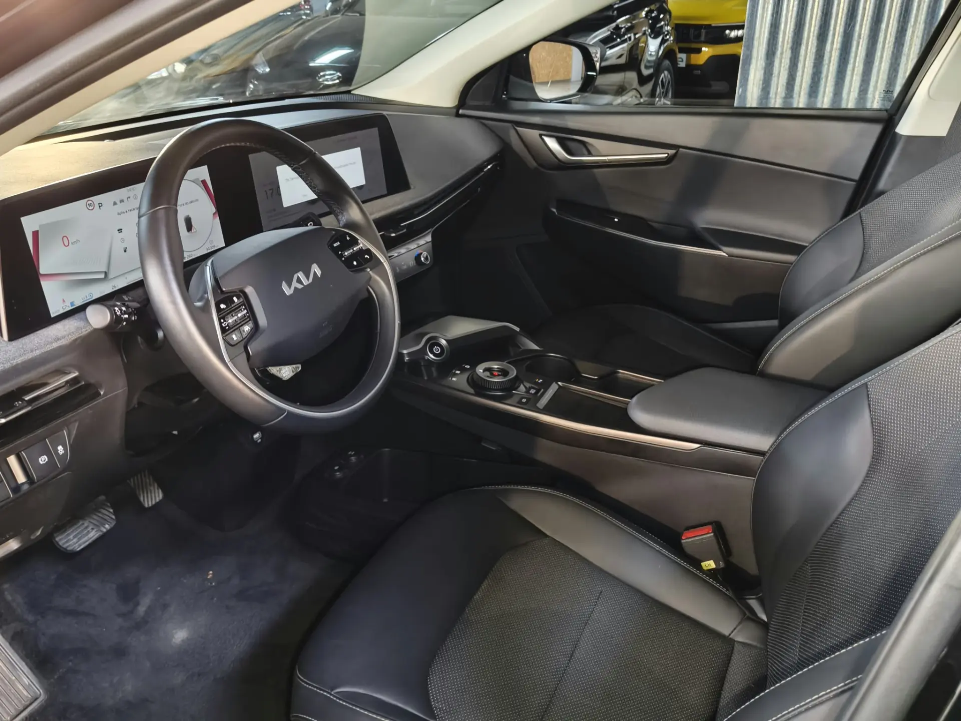 Kia EV6 77,4-kWh Business 19