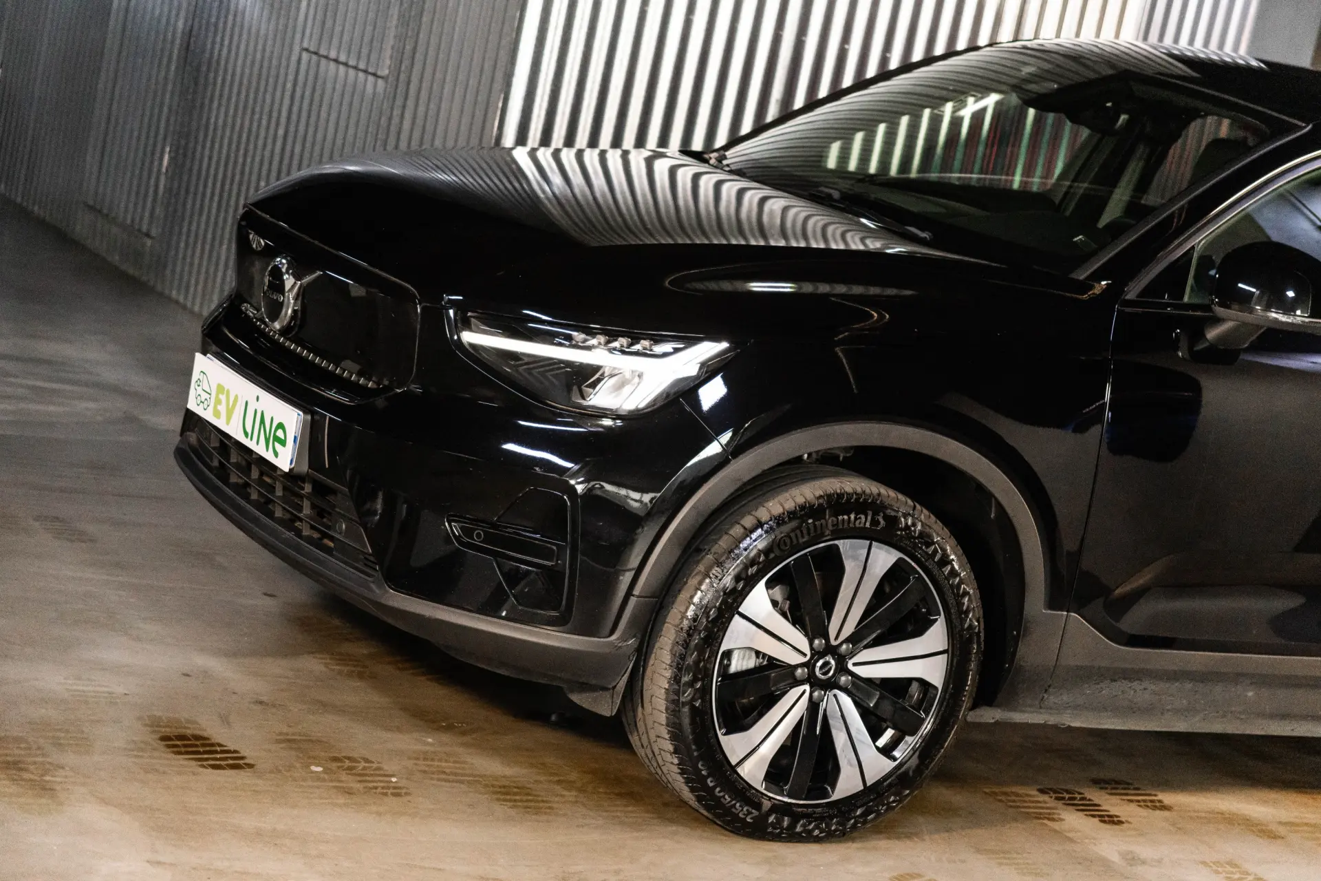 Volvo C40 Recharge 69 kWh Single Motor RWD Core 12