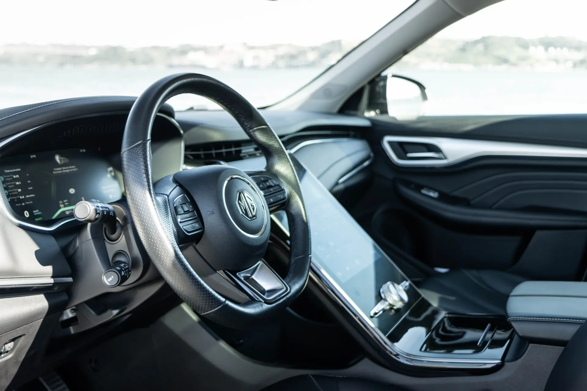 MG Marvel R 70 kWh Luxury 21