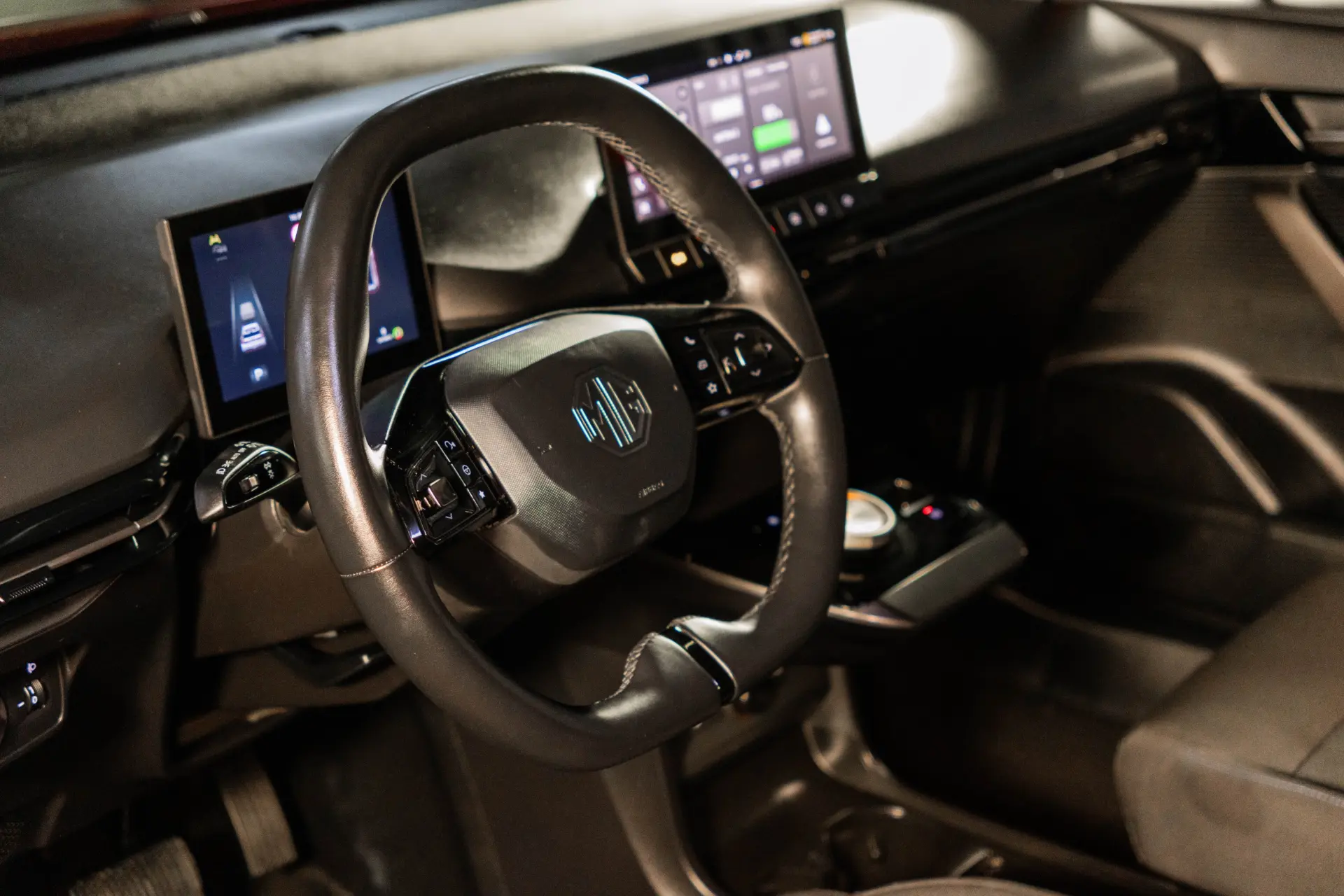 MG MG4 64 kWh Comfort 15