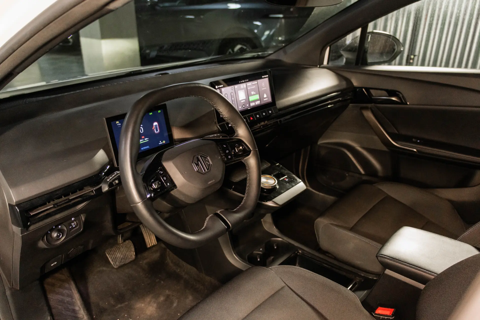 MG MG4 64 kWh Comfort 15