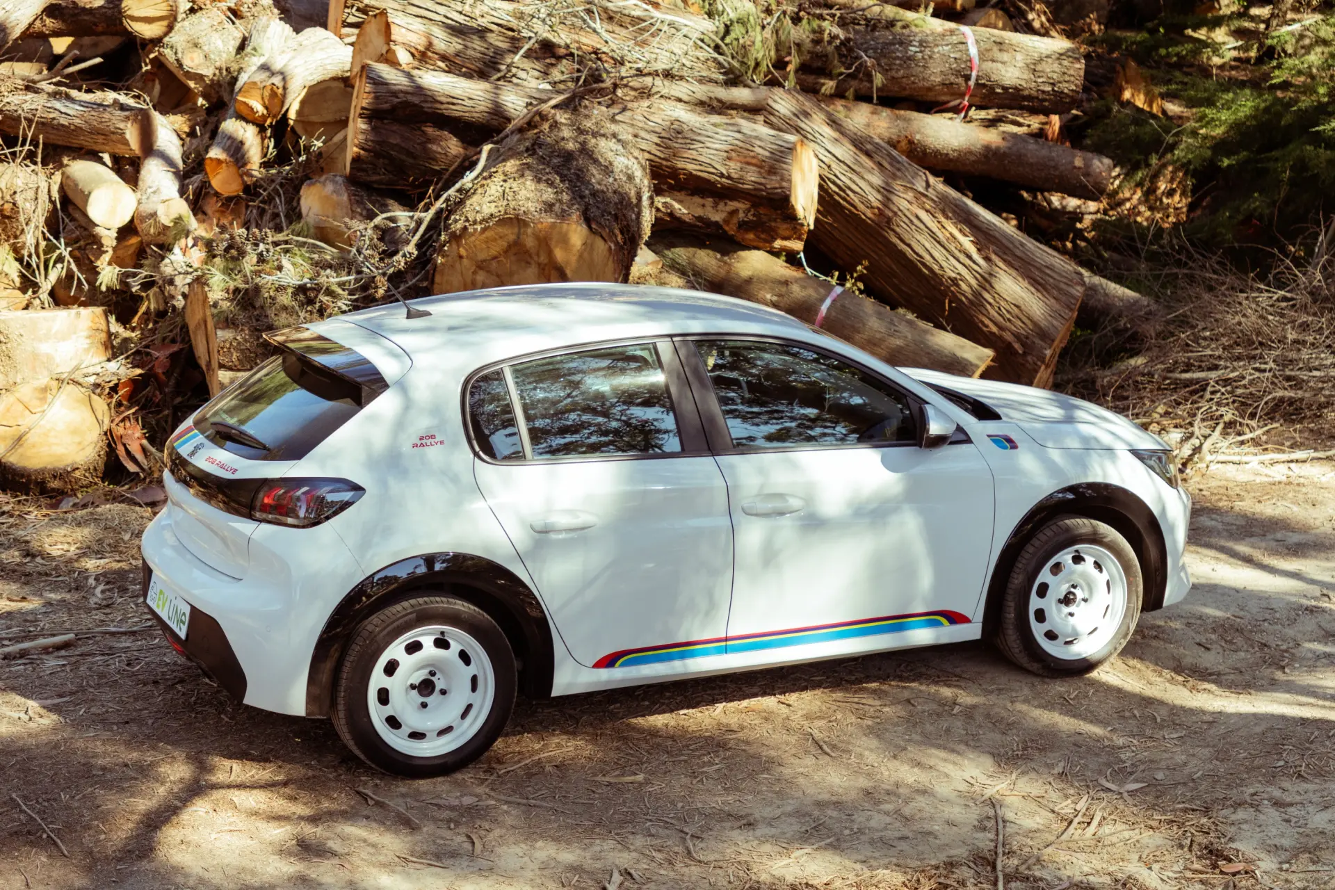 Peugeot e-208 50 kWh Active Active Business 10