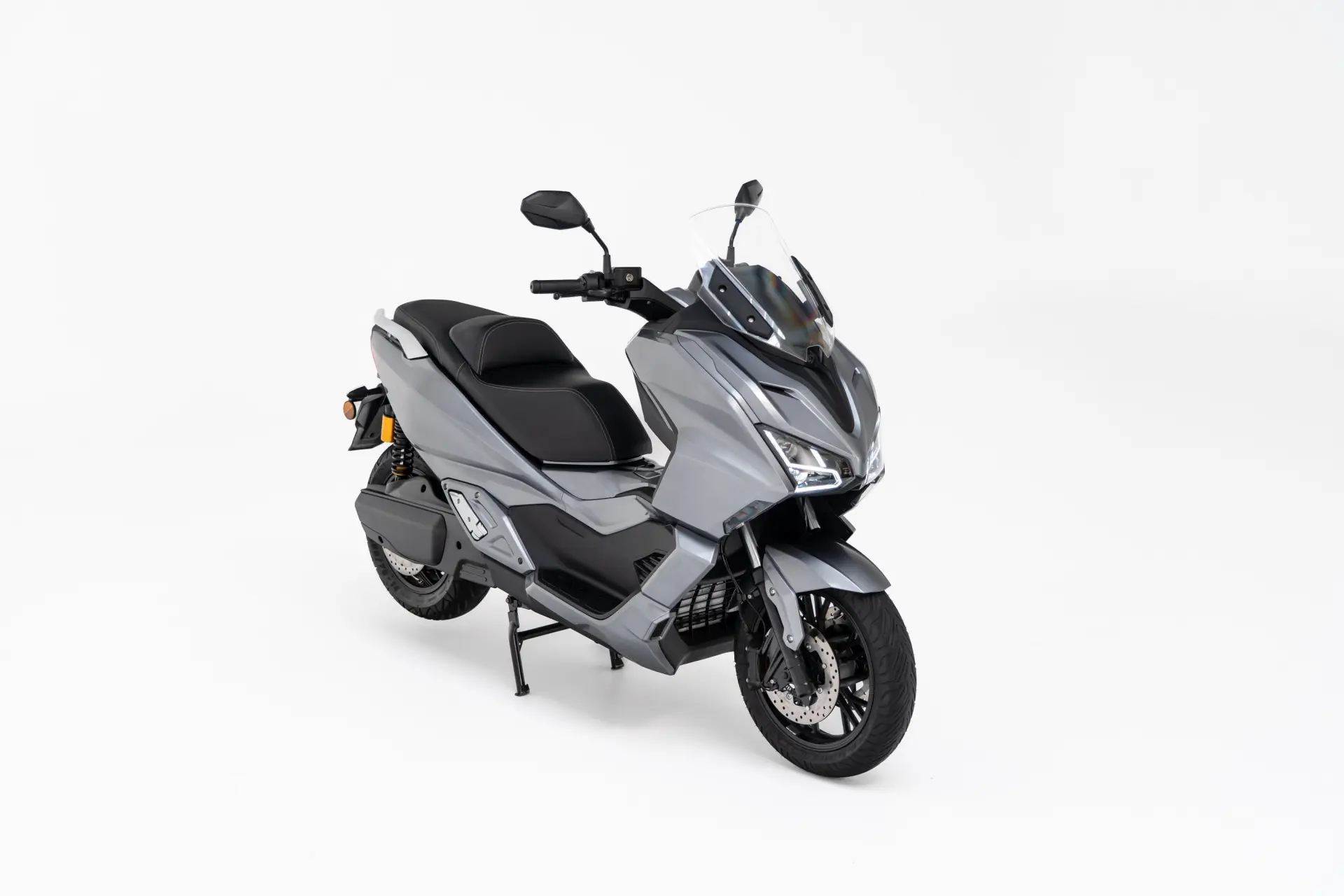 Efun Lion 180 1