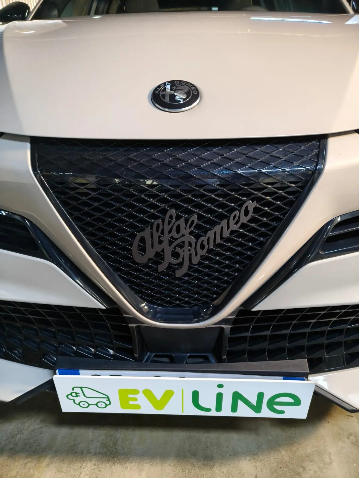 Alfa Romeo Junior Elletrica 50 kWh 19