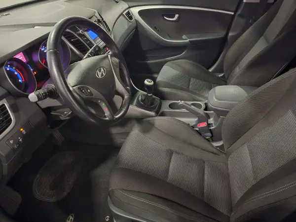 Hyundai i30 1.4 CRDi Blue Active 15