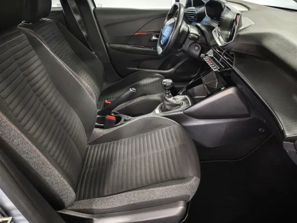 Peugeot 208 1.2 PureTech Active 22