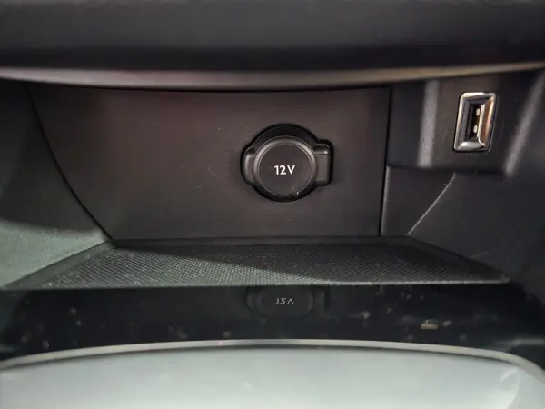 Peugeot 308 1.5 BlueHDi Style 12