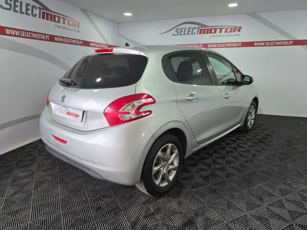 Peugeot 208 1.4 HDi Active 4