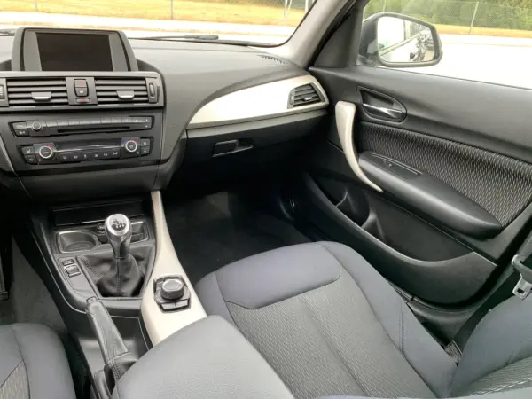 BMW 118 d Line Urban 4