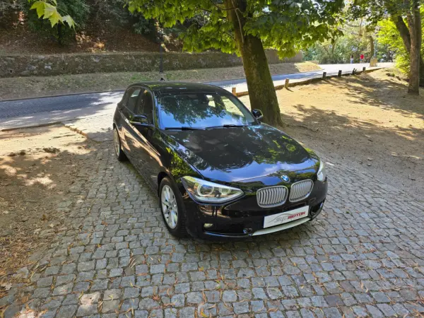 BMW 120 d Line Urban 2