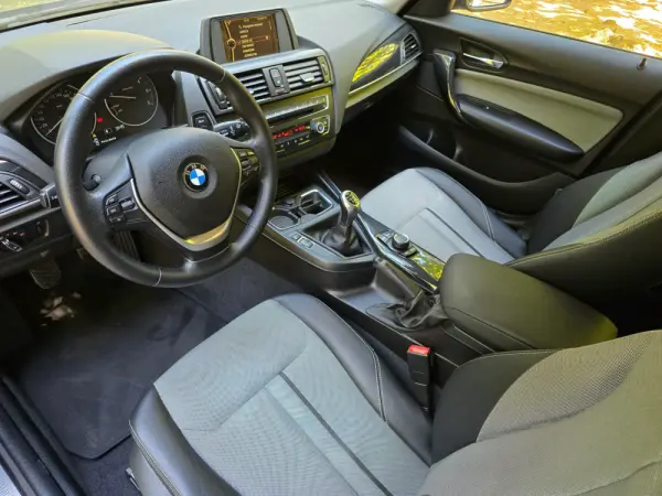 BMW 120 d Line Urban 21