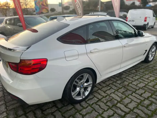BMW 318 Gran Turismo d GT Pack M 8