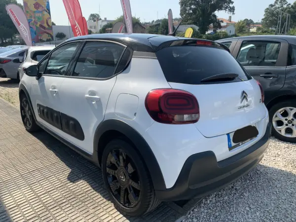 Citroën C3 1.2 PureTech Shine 13