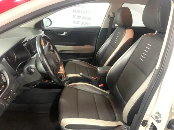 Kia Stonic 1.0 T-GDI TX 7DCT 4