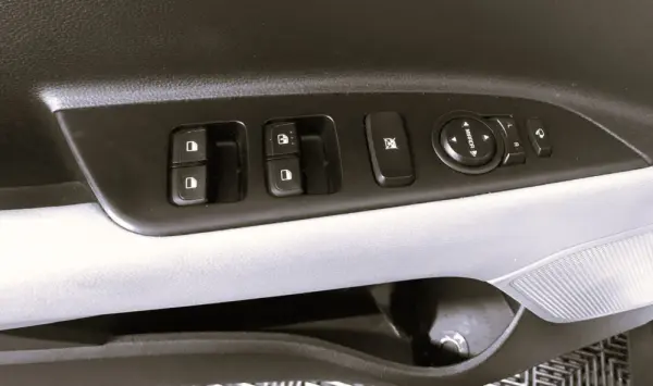 Kia Stonic 1.0 T-GDI TX 7DCT 5