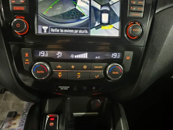 Nissan Qashqai 1.2 DIG-T N-Connecta 8