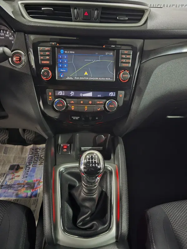 Nissan Qashqai 1.2 DIG-T N-Connecta 10