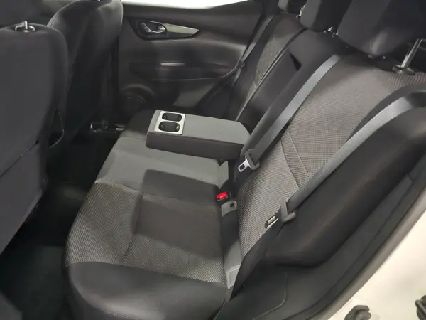 Nissan Qashqai 1.2 DIG-T N-Connecta 17