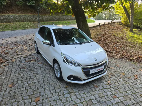 Peugeot 208 1.2 PureTech Active 2