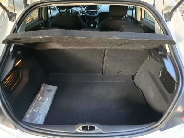 Peugeot 208 1.2 PureTech Active 28