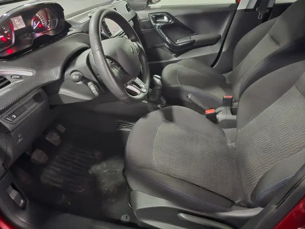 Peugeot 208 1.2 PureTech Style 14