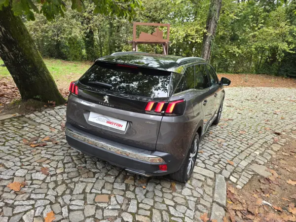 Peugeot 3008 1.2 PureTech GT Line Grip Control EAT6 9