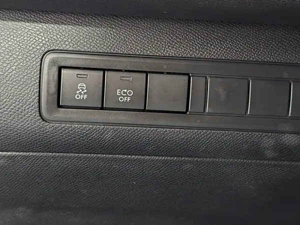 Peugeot 308 1.6 BlueHDi Allure 13