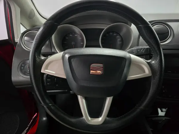 SEAT Ibiza 1.2 12V Sport 10