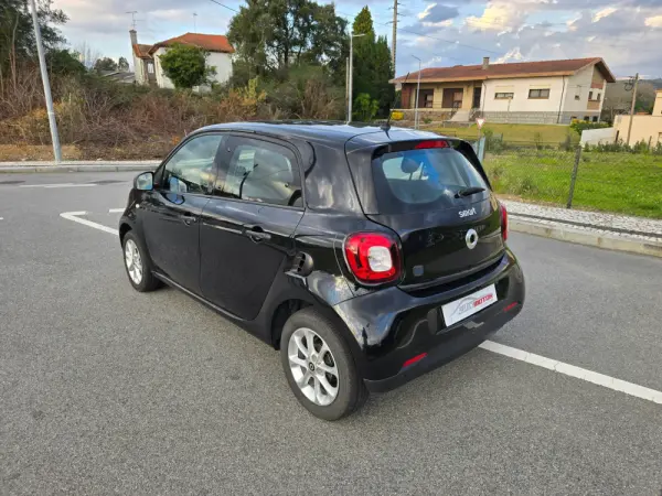 Smart ForFour Electric Drive Passion 6