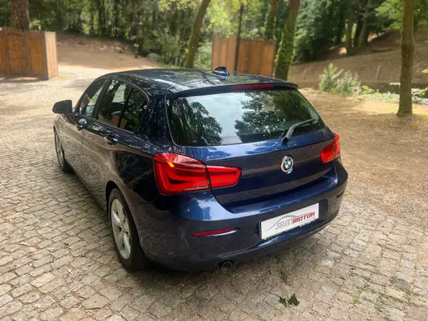 BMW 116 d Line Sport 5