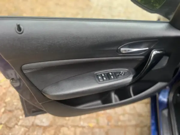 BMW 116 d Line Sport 13