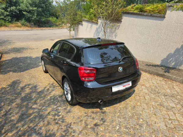 BMW 118 d Line Urban 7