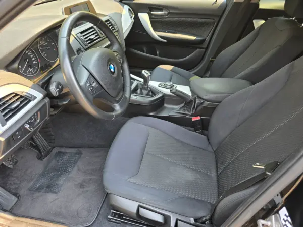 BMW 118 d Line Urban 21