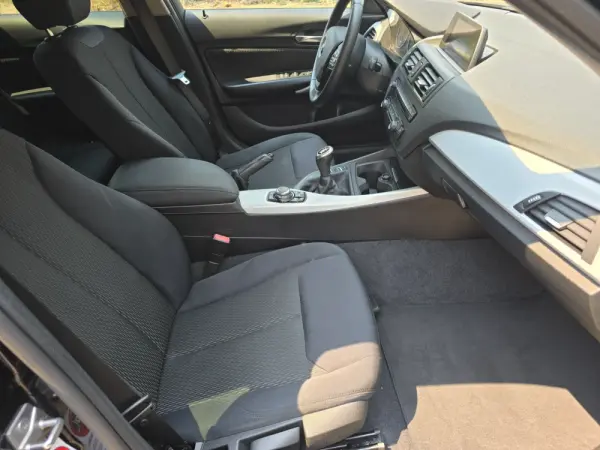 BMW 118 d Line Urban 25