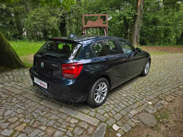 BMW 118 d Line Sport 10
