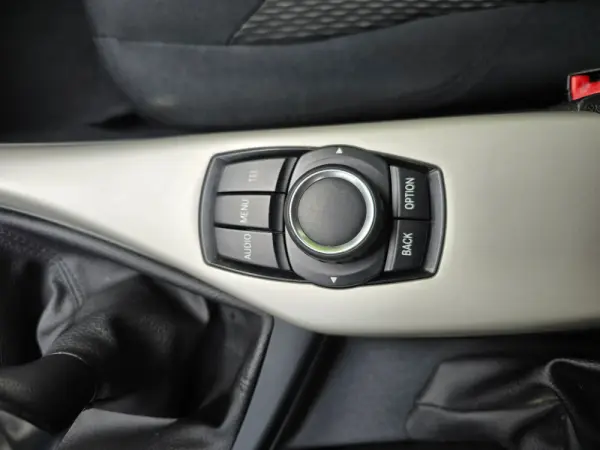 BMW 118 d Line Sport 14