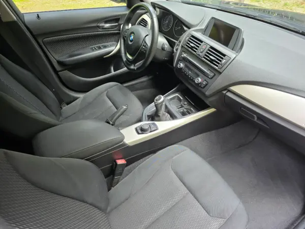 BMW 118 d Line Sport 25